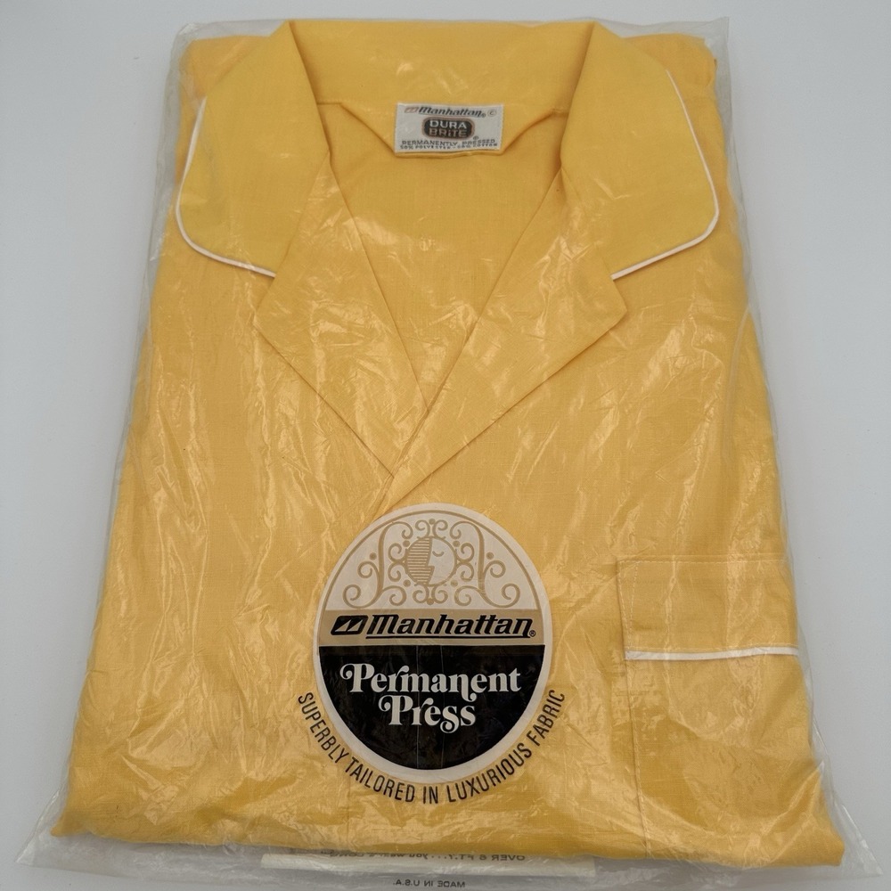 Vintage MANHATTAN Dura Brite‎ Perm Press Men's Large Yellow Pajama Set